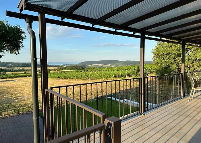 Villa Csipetnyi Chill Vendeghaz *